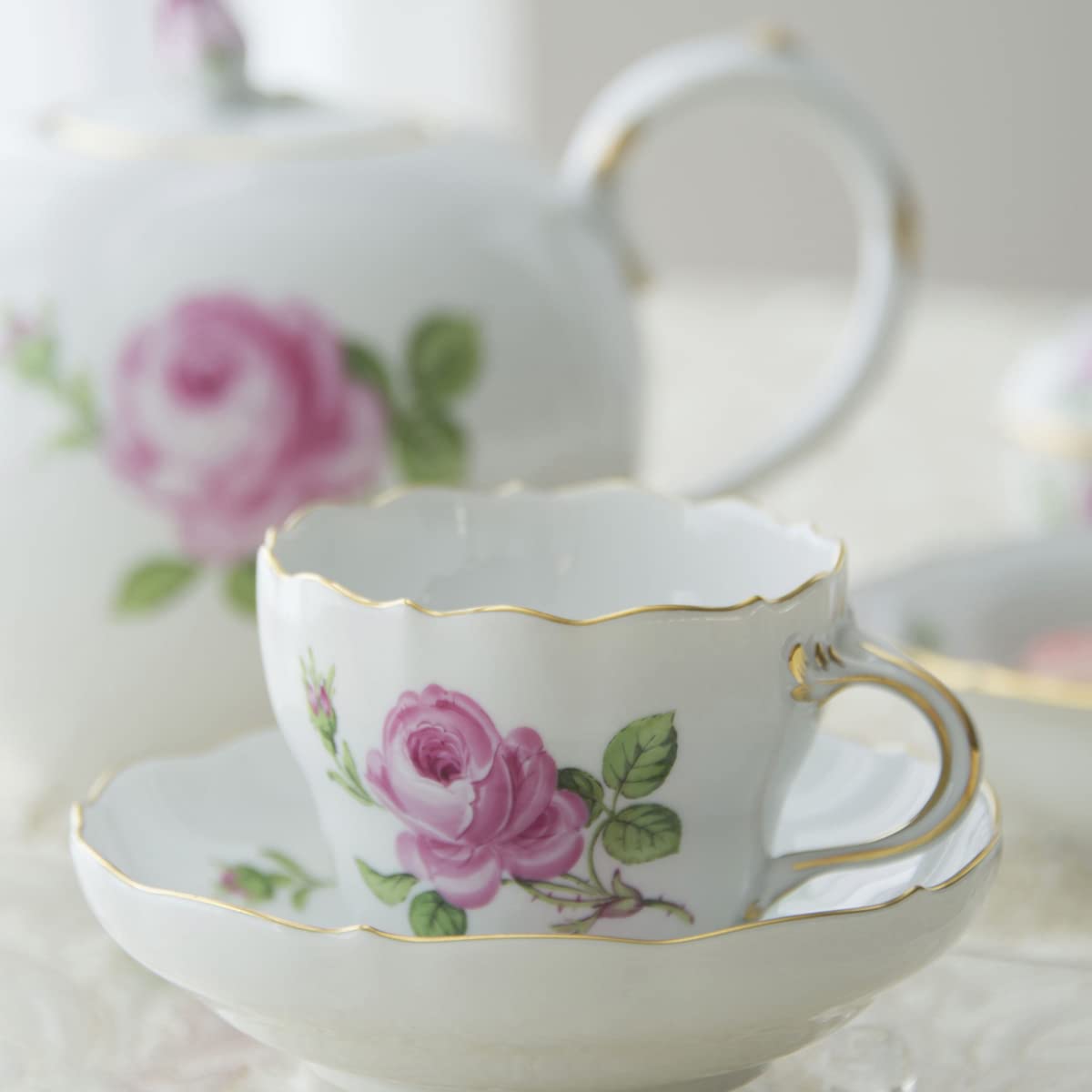 マイセン マイセンのバラ（ピンク） ティー/コーヒー兼用カップ