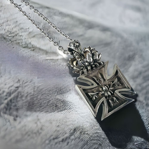 ≪FatimaDesign×O2forGo≫ロータス・アイアンクロス ペンダント