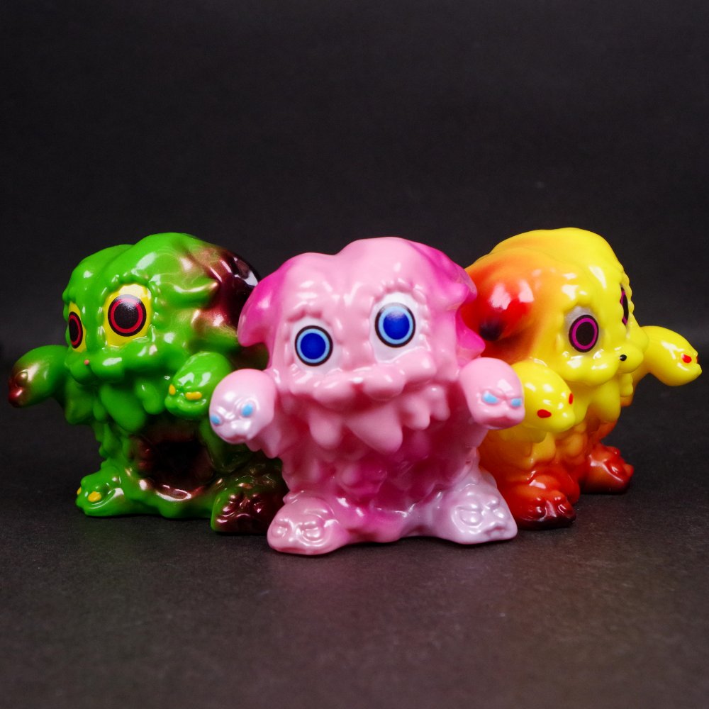 ソフビ/MEOWWWTHRA(ニャスラ)/ベビースドラ/グリーン｜墓場の画廊