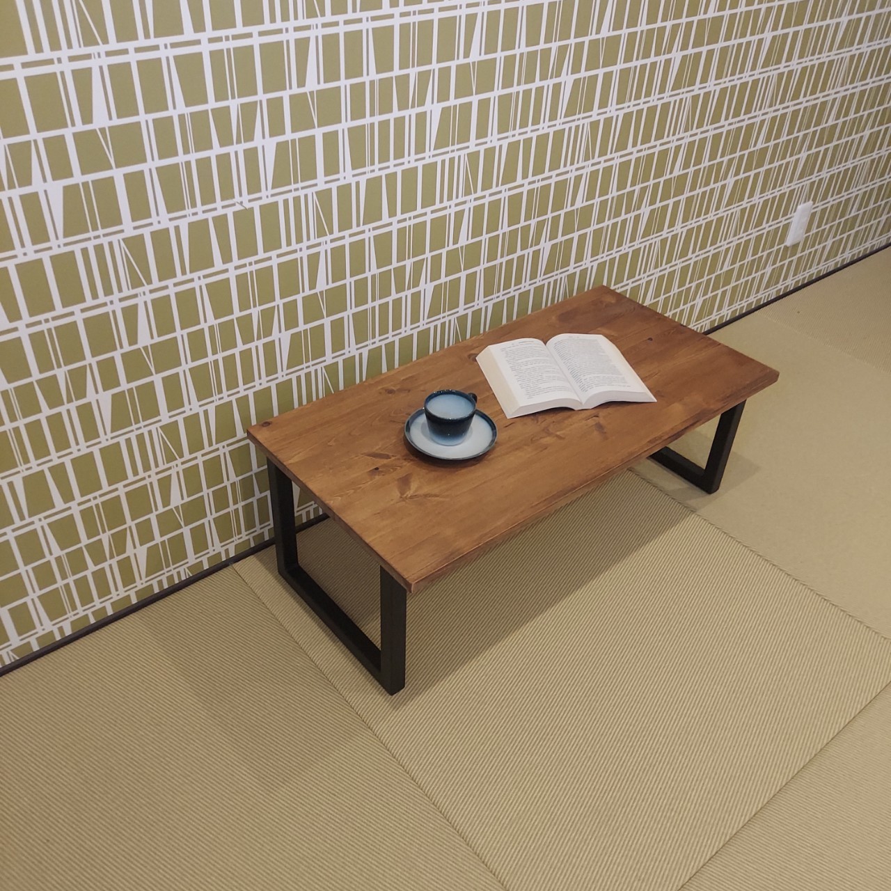 L120×W60×H32ローテーブル アイアン角脚コの字型 リビングテーブル