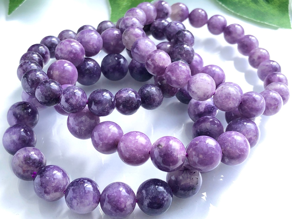 水晶共生☆天然石ブレスレット/レピドライトシリカ（mica/Lepidolite