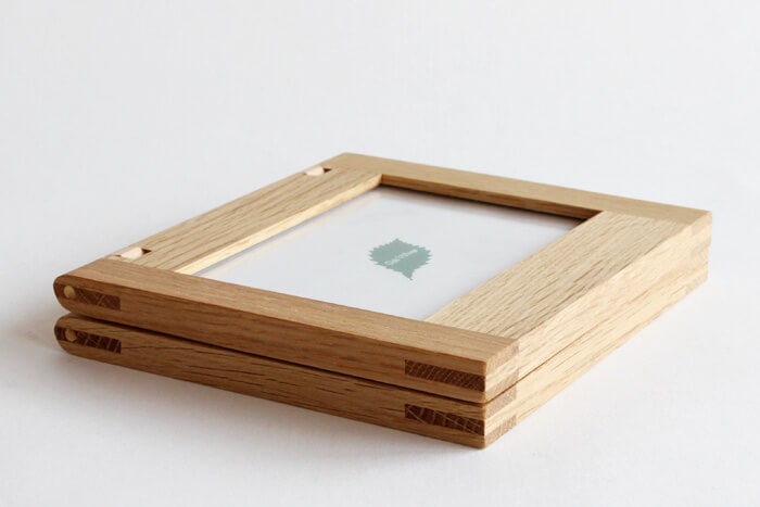 フォトスタンド (ブラウン) 【木の温もり感あるシンプルでナチュラルな