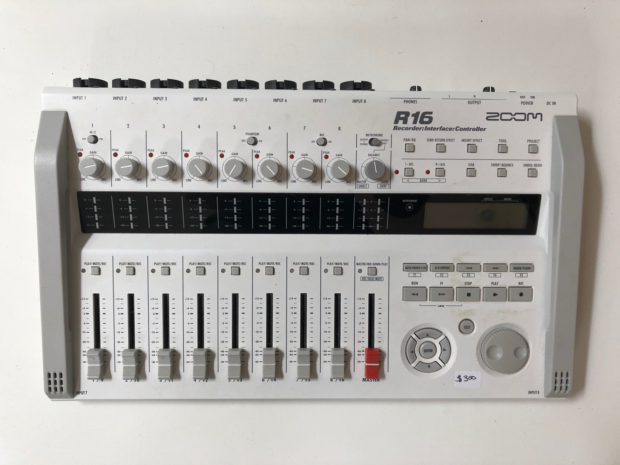 Zoom R16 - Multitrack Recorder – Marrs Audio