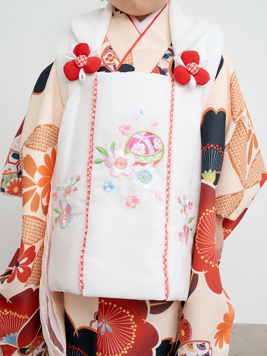 七五三3歳正絹縮緬扇柄入り手縫いの被布（中綿無し）ミルキーホワイト