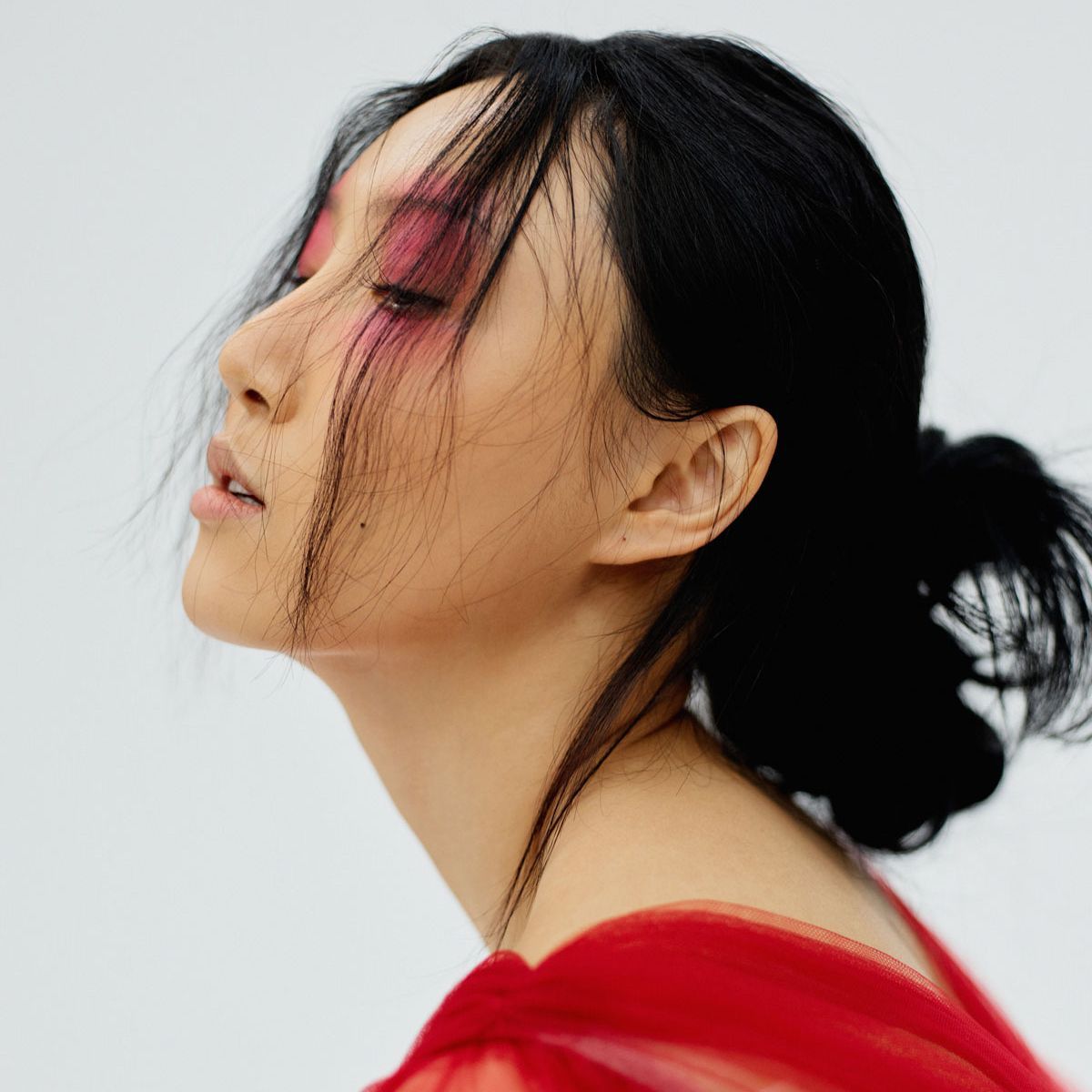 MAMAMOOファサにリモート取材。自分だけが信じる、“美しさの基準”が