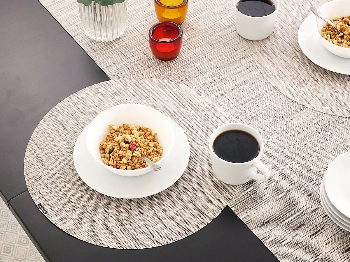 チルウィッチ ランチョンマット バンブー｜グレイベージュの不均一な