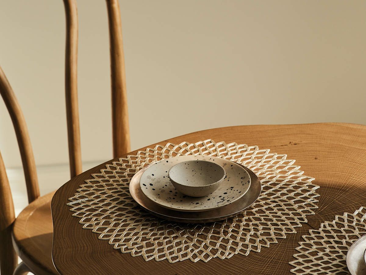 チルウィッチ ダリア ランチョンマット｜大輪のダリアを模った