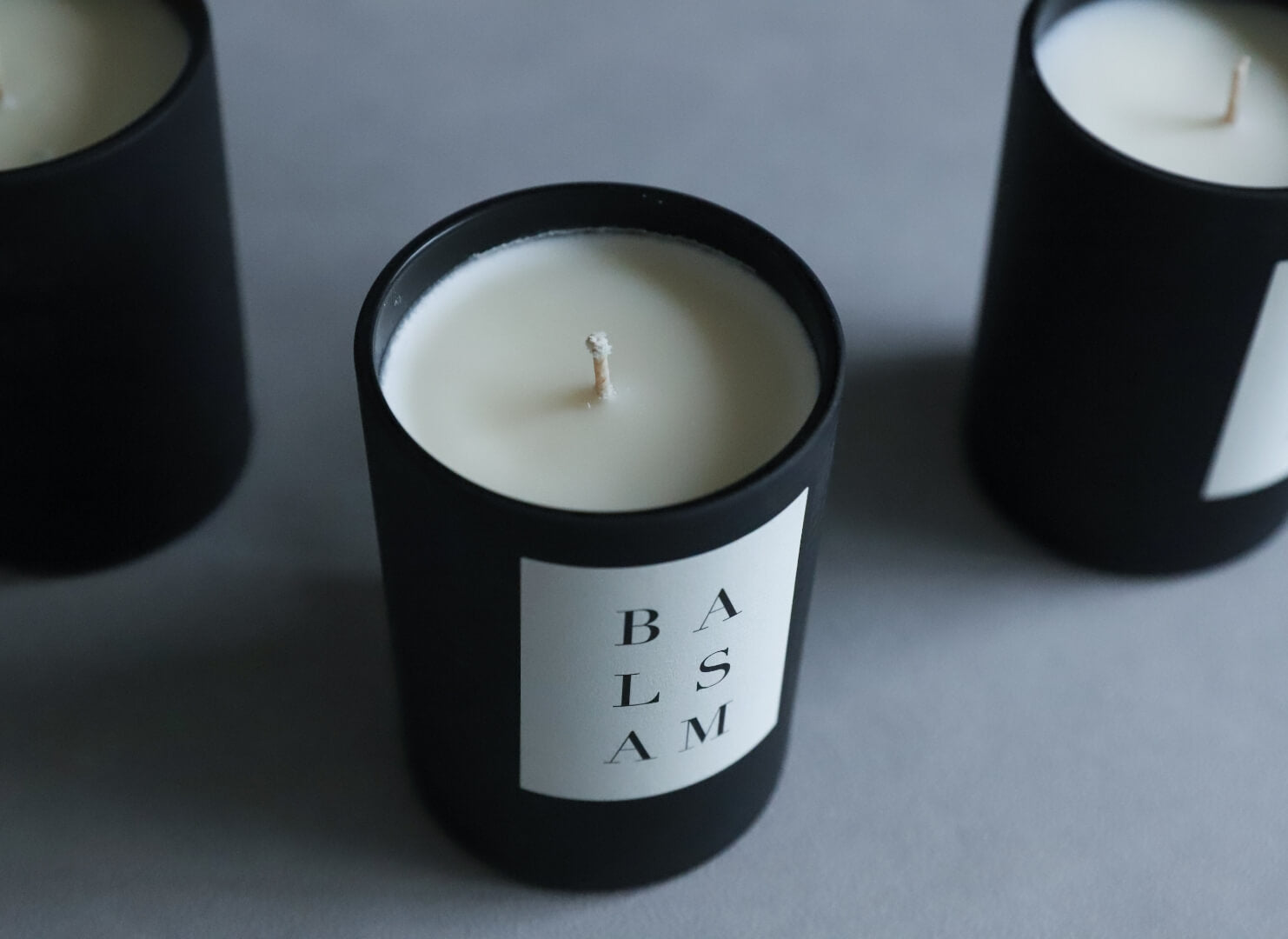 森の中のキャビンに辿り着く香りのキャンドル｜THE MIDRAIN SHOP