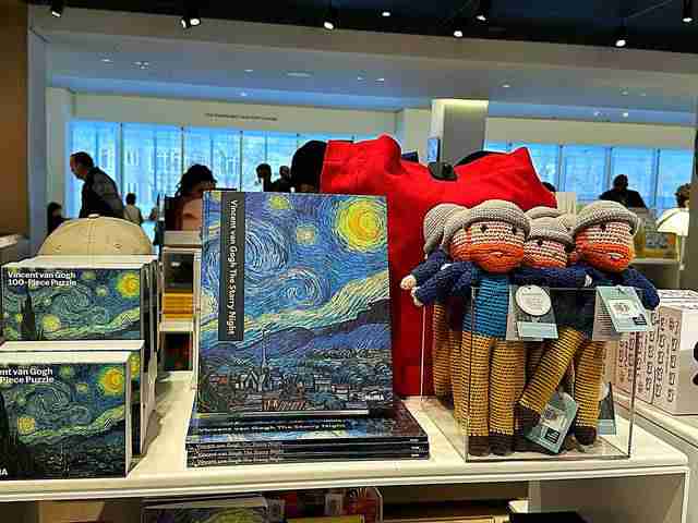 MoMA Museum Store ニューヨーク近代美術館の人気ミュージアムストア
