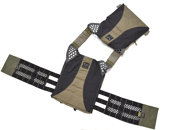 実物 EAGLE TACTICAL ULTRA LOW-VIS CARRIER プレートキャリア