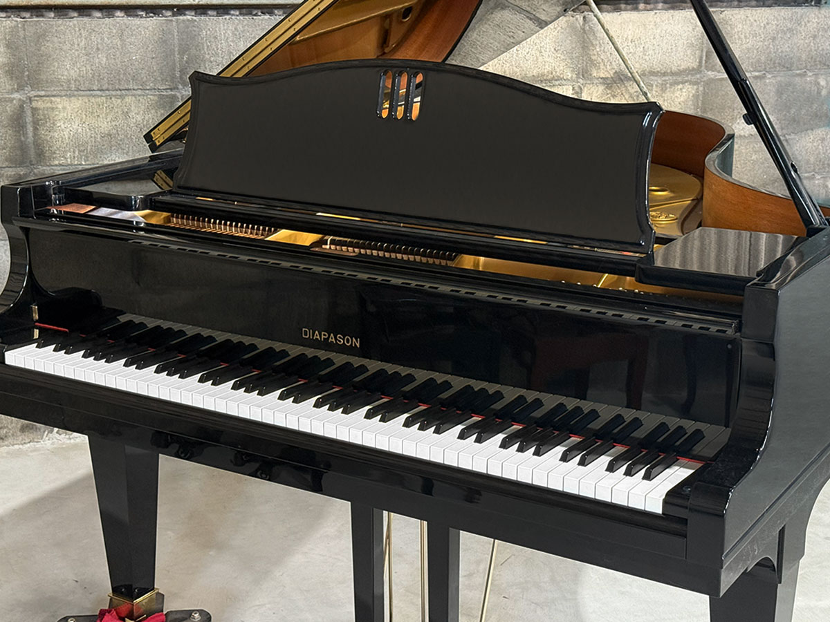 中古グランドピアノ DIAPASON （ディアパソン） DR5入荷しました
