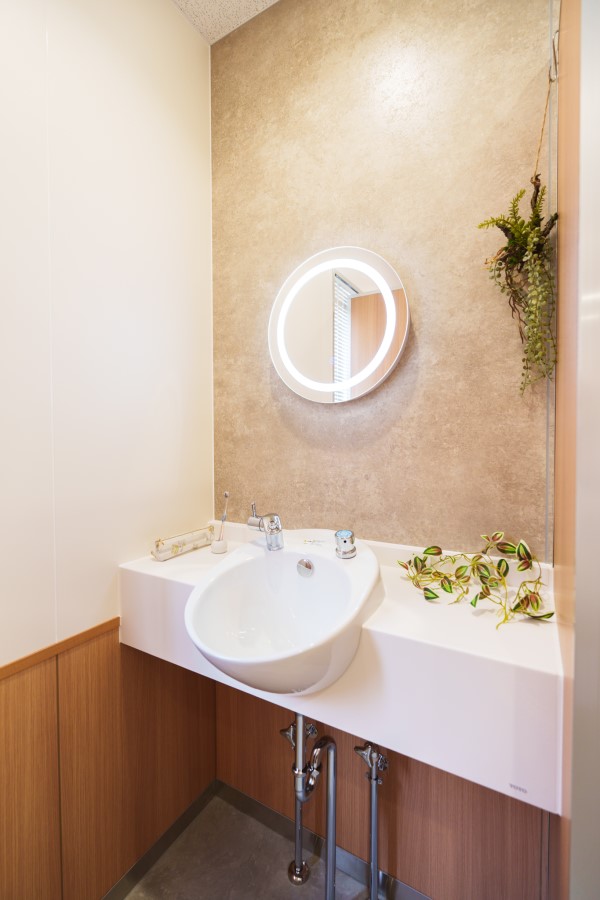 パウダールームLEDミラー LM215 お客様実例 | おしゃれな洗面ボウル