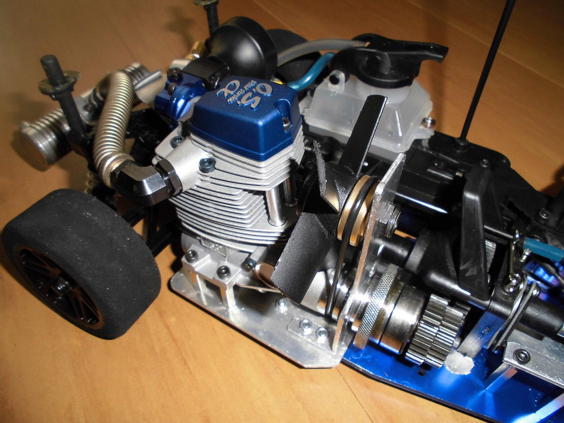 ピュアテンGP 4WD FW-06 の4サイクルエンジン化