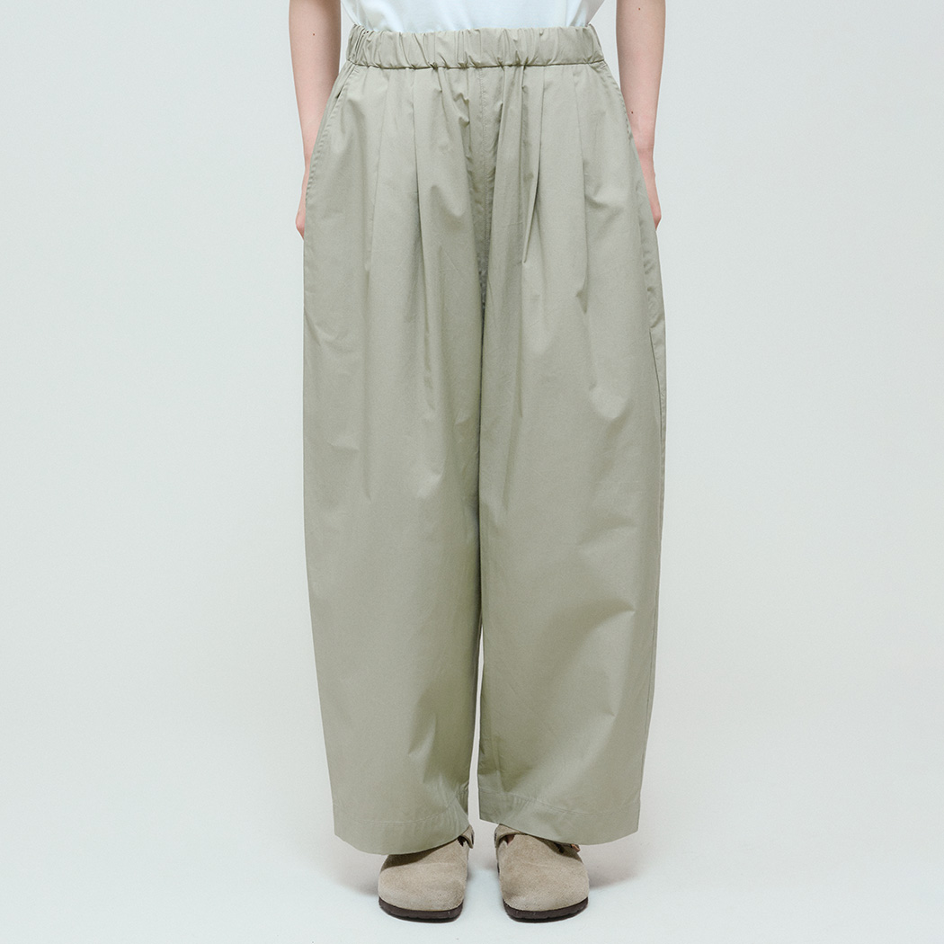 EDIT OF THREE ミディウミのパンツ、夏の厳選3本 | Mother's Industry