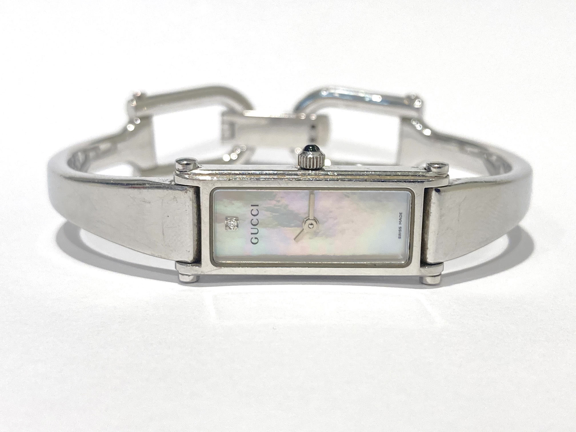 遅れるようになった GUCCI グッチ 1500Lの電池交換