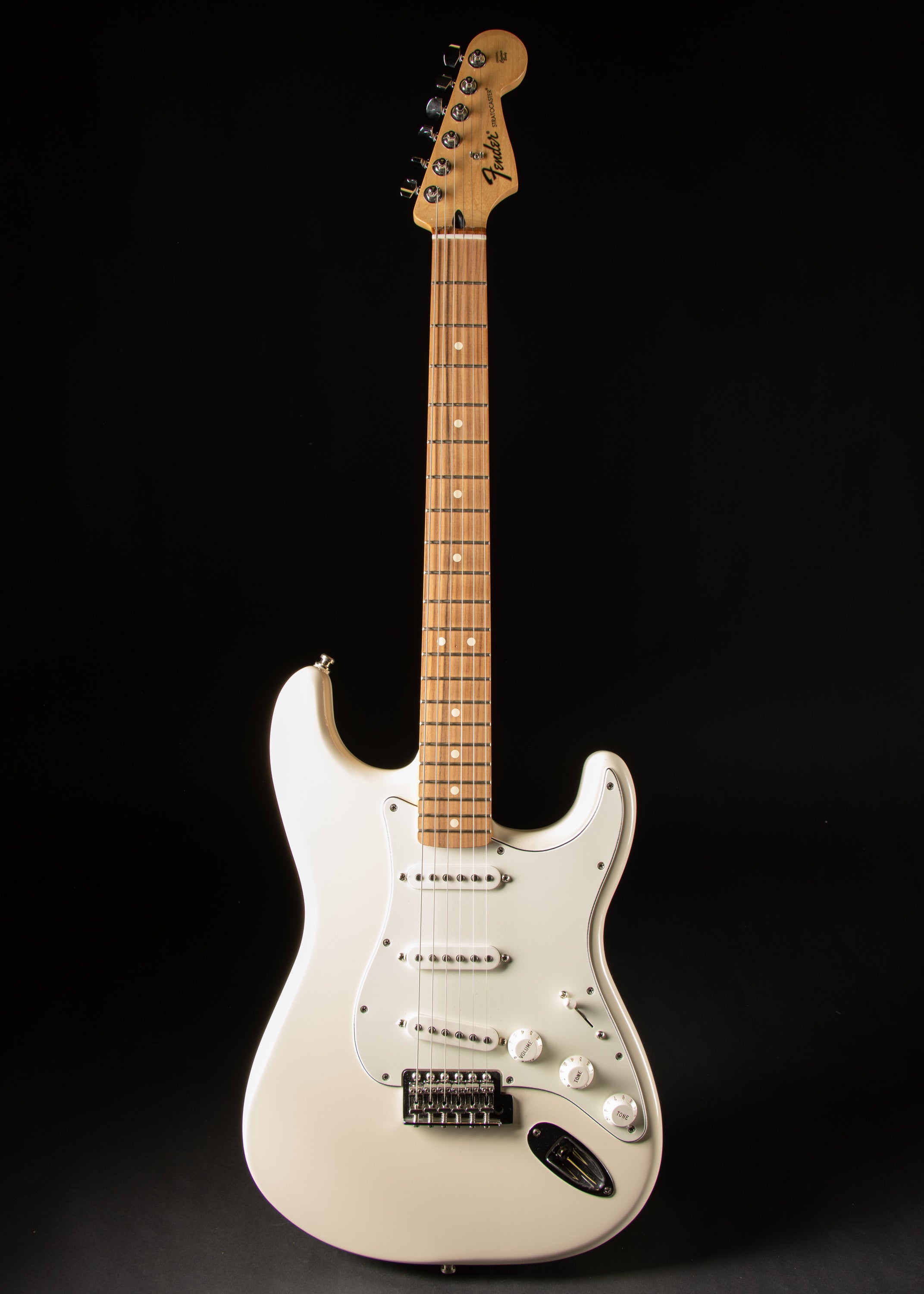 2017 Fender Standard Stratocaster MIM Antique White – Music City