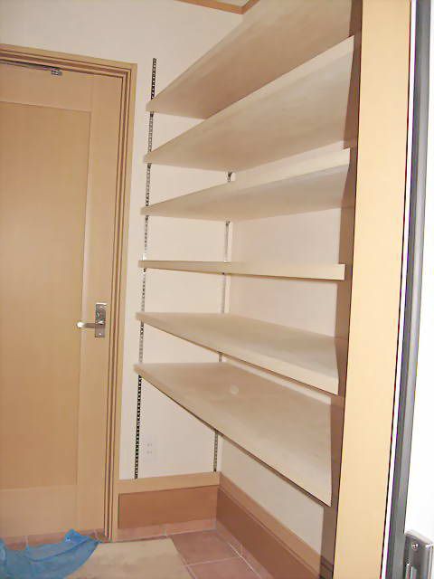 オーダーラックとオーダーシェルフ：工場直営！