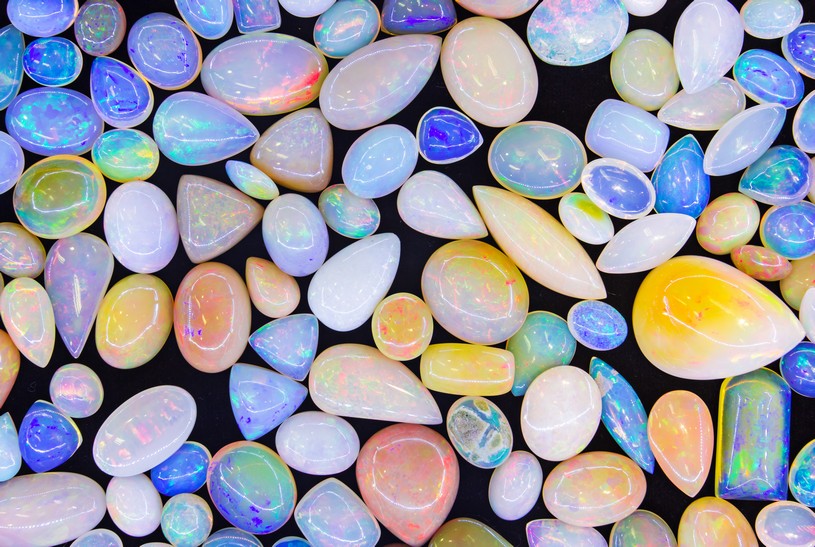 ウォーターオパール（ジェリーオパール、クリスタルオパール）／Water