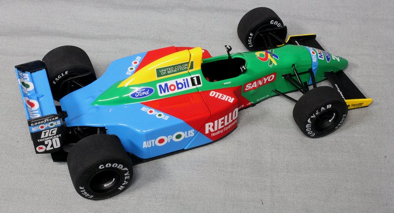 ハセガワ 1/24 ベネトン・フォードB190 F-1 1990年 ネルソン・ピケ