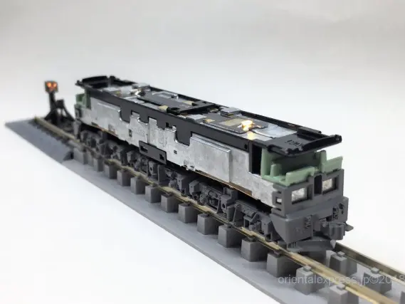 EF65 2000番台 JR貨物2次更新色を弄る。KATO 3061-4 EF65 2117号機