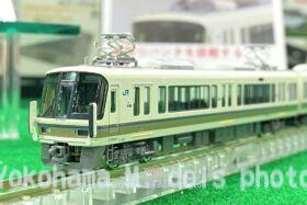 KATO 221系リニューアル車 嵯峨野線 (霜取りパンタ搭載編成) 4両セット