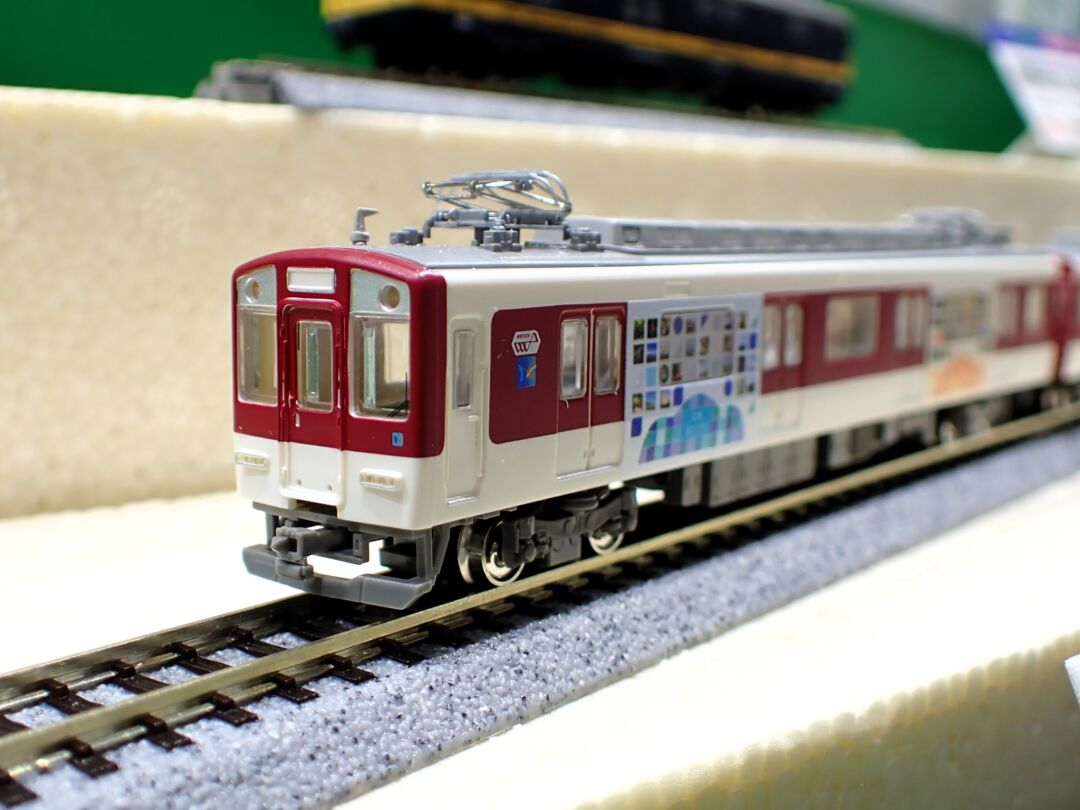 GM 近鉄1430系（デコレーショントレイン「高安まなびやま」2両編成