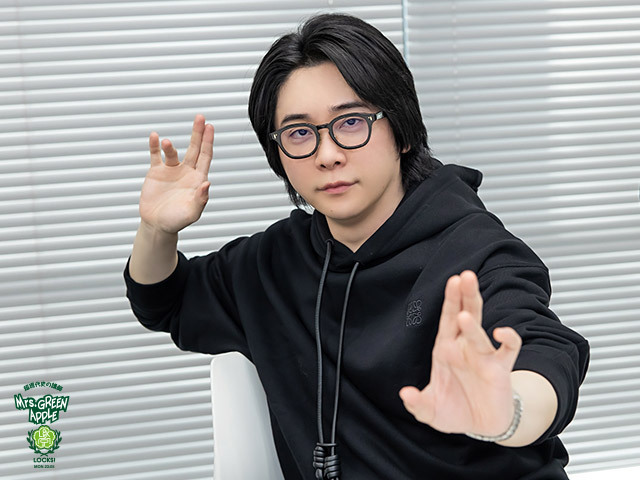 Mrs. GREEN APPLE大森元貴「実はスーパーお忍びで、ゴリッゴリに変装し