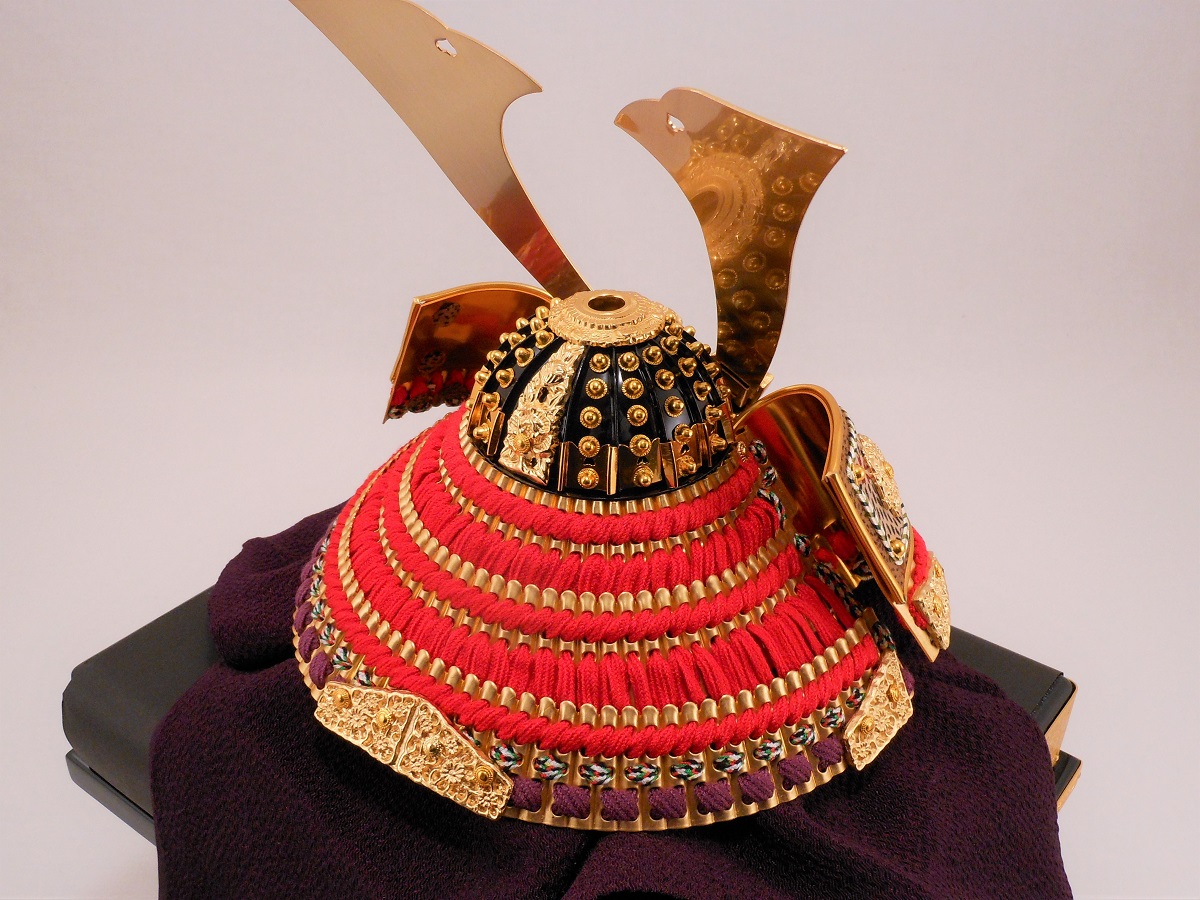 兜飾り 兜8号平飾り 雅峰作 五月人形 節句人形専門店 人形の桜井 茨城