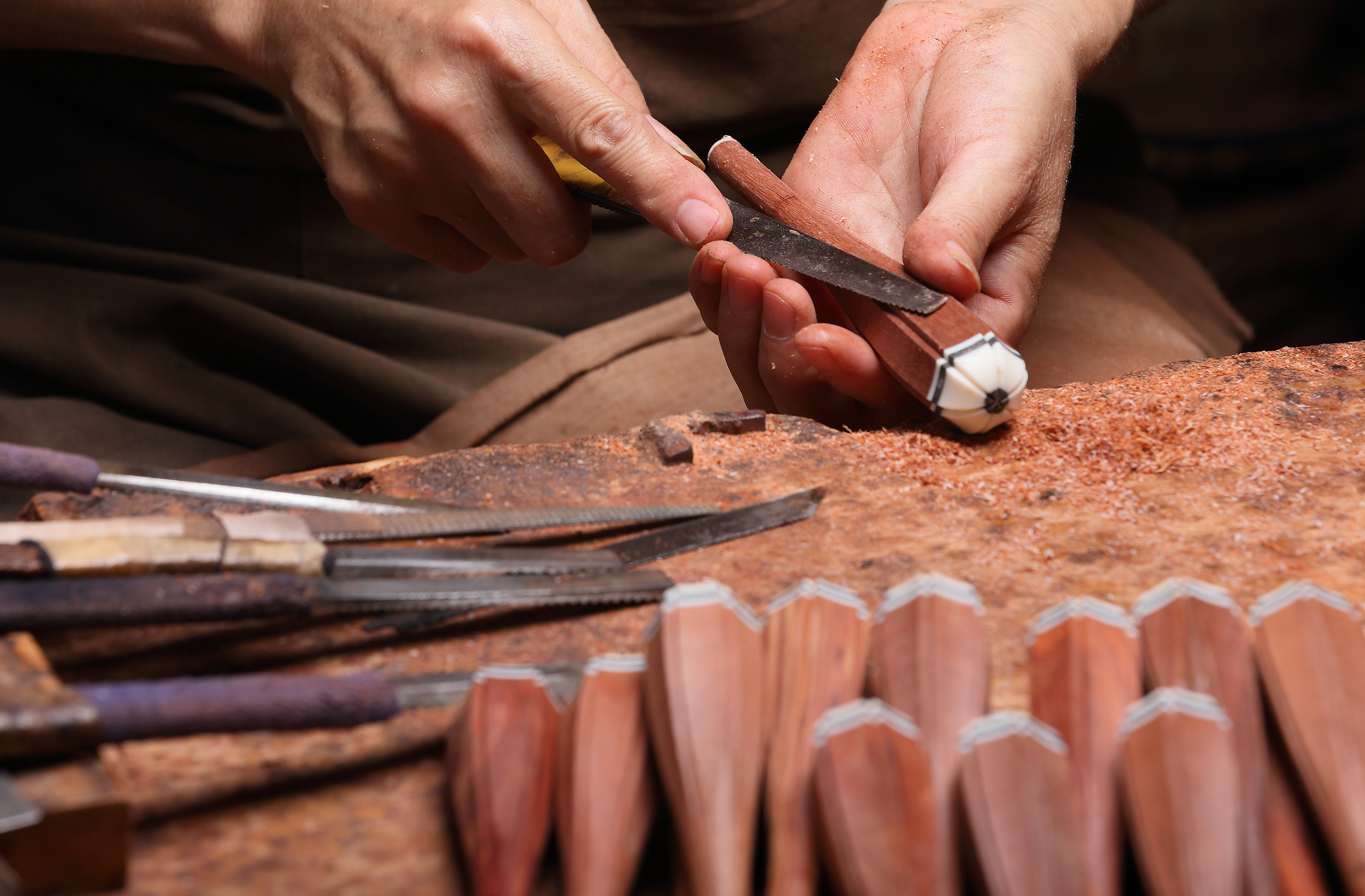 野生ニシキヘビ皮 明清老紅木二胡（試聴可）N-HLWK80-0101 - 二胡の