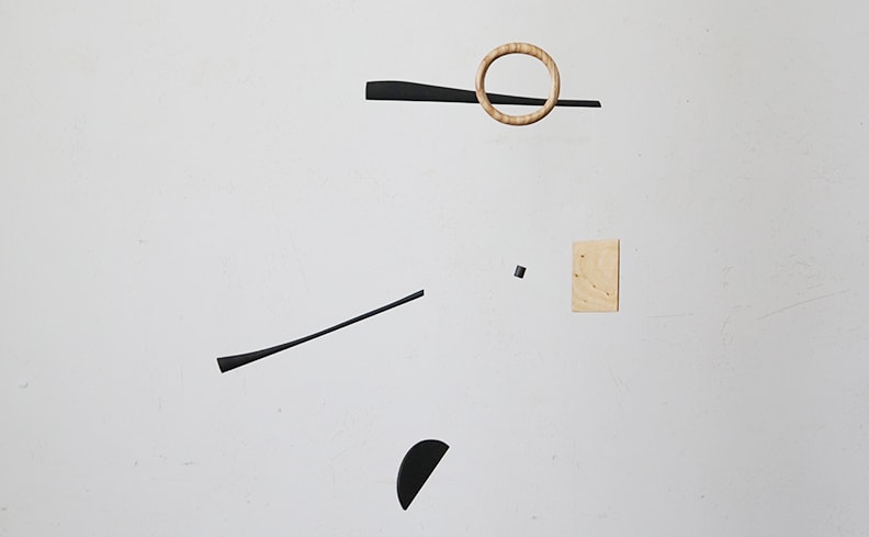 4月の展示】モビールの揺らめきが描く、瞬間のかたち。辻有希個展