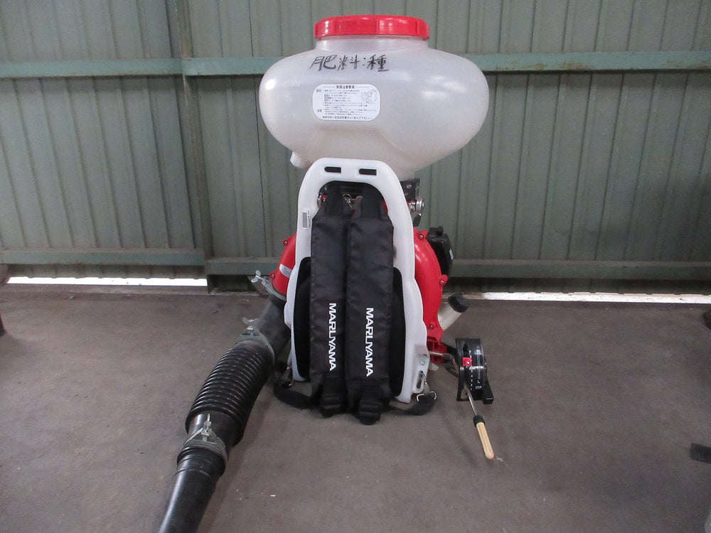丸山（マルヤマ） 背負動力散布機 GKD6001-26 | のうき屋 ONLINE STORE