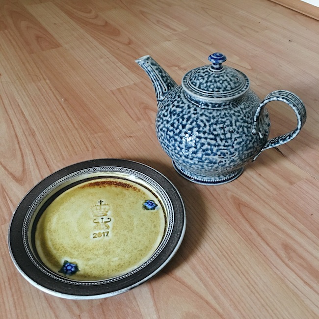 イギリスの陶芸作家 スティーブ・ハリソンのスタジオへ | Numero TOKYO