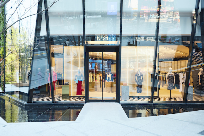 N21 福岡大名ガーデンシティ店オープンを記念して人気のバッグを2名様