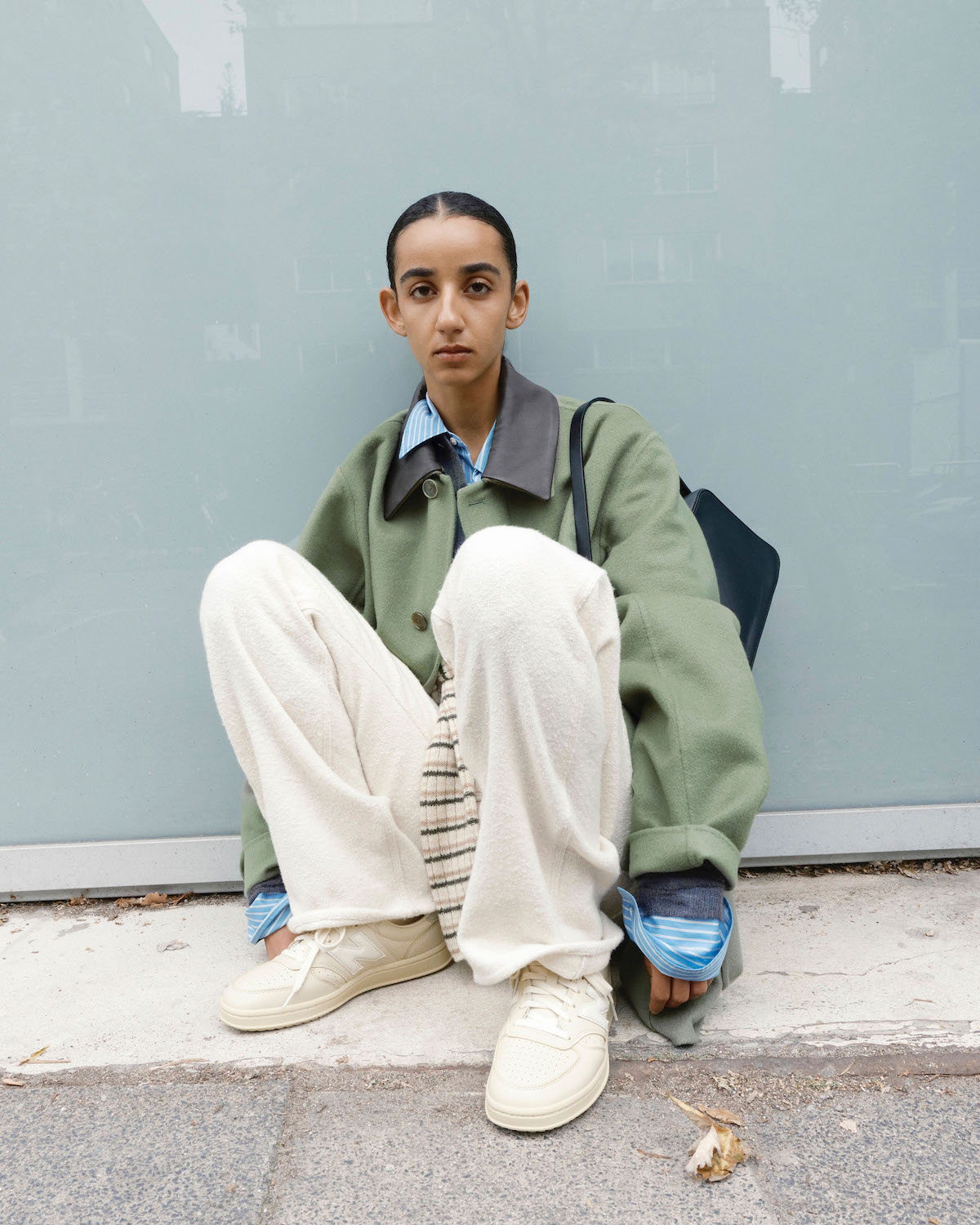 オーラリー」と「ニューバランス」が再コラボ。上質な素材で仕上げた