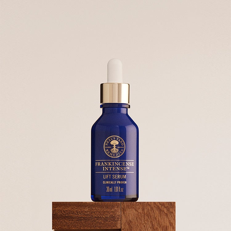 フランキンセンス インテンス リフトセラム | ニールズヤード