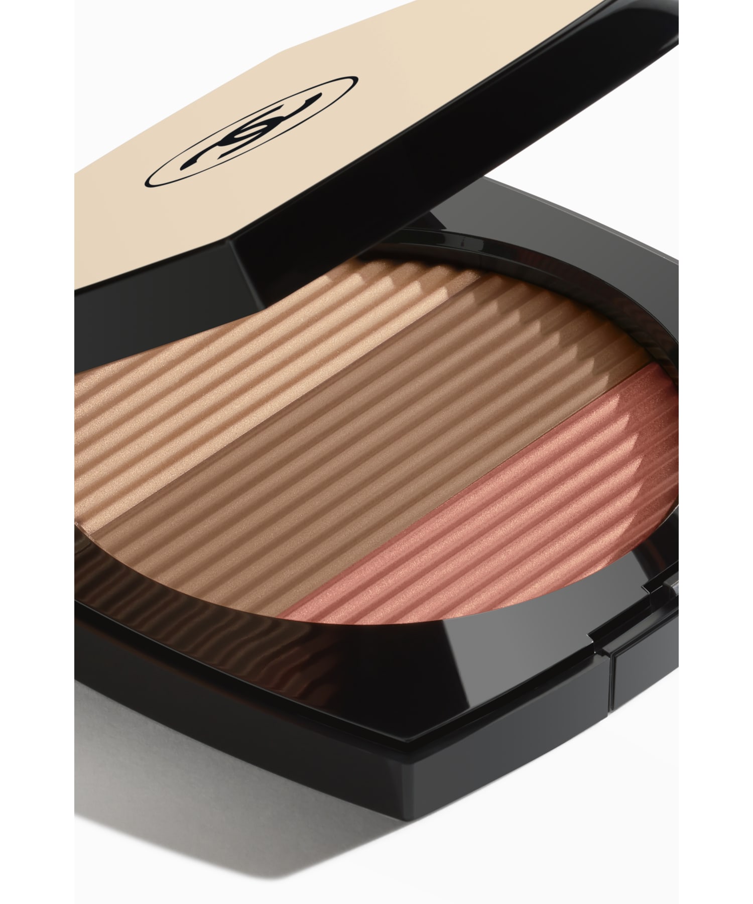 レ ベージュ ヘルシー グロウ サンキスト パウダー ブロンザー、チーク