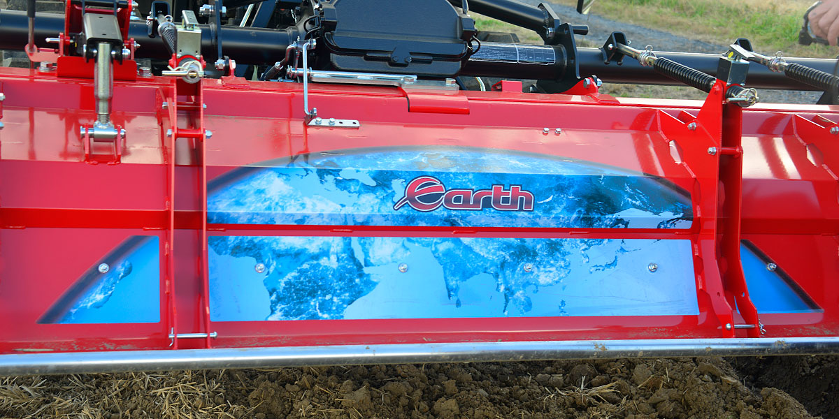 ヤンマーYT4014A+コバシ・アースロータリーFTV262真ん中だけ自動運転