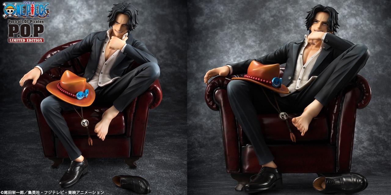 魅力溢れる黒スーツ姿！「ONE PIECE」椅子に腰掛けるエースの