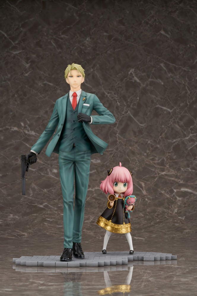 SPY×FAMILY」ロイドとアーニャのフィギュアが揃って登場、ヨルも展開