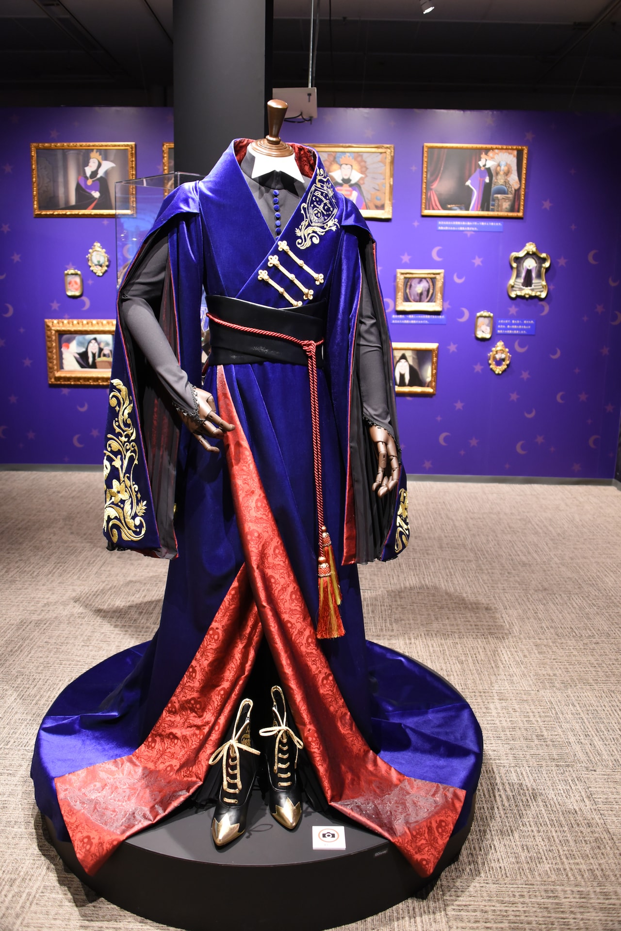 ディズニー ツイステッドワンダーランド展｜ヴィランズから生まれた