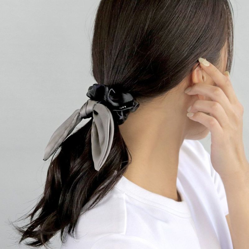 シュシュ kati シルク リボン ブラック ヘアゴム ヘアポニー – OSEWAYA