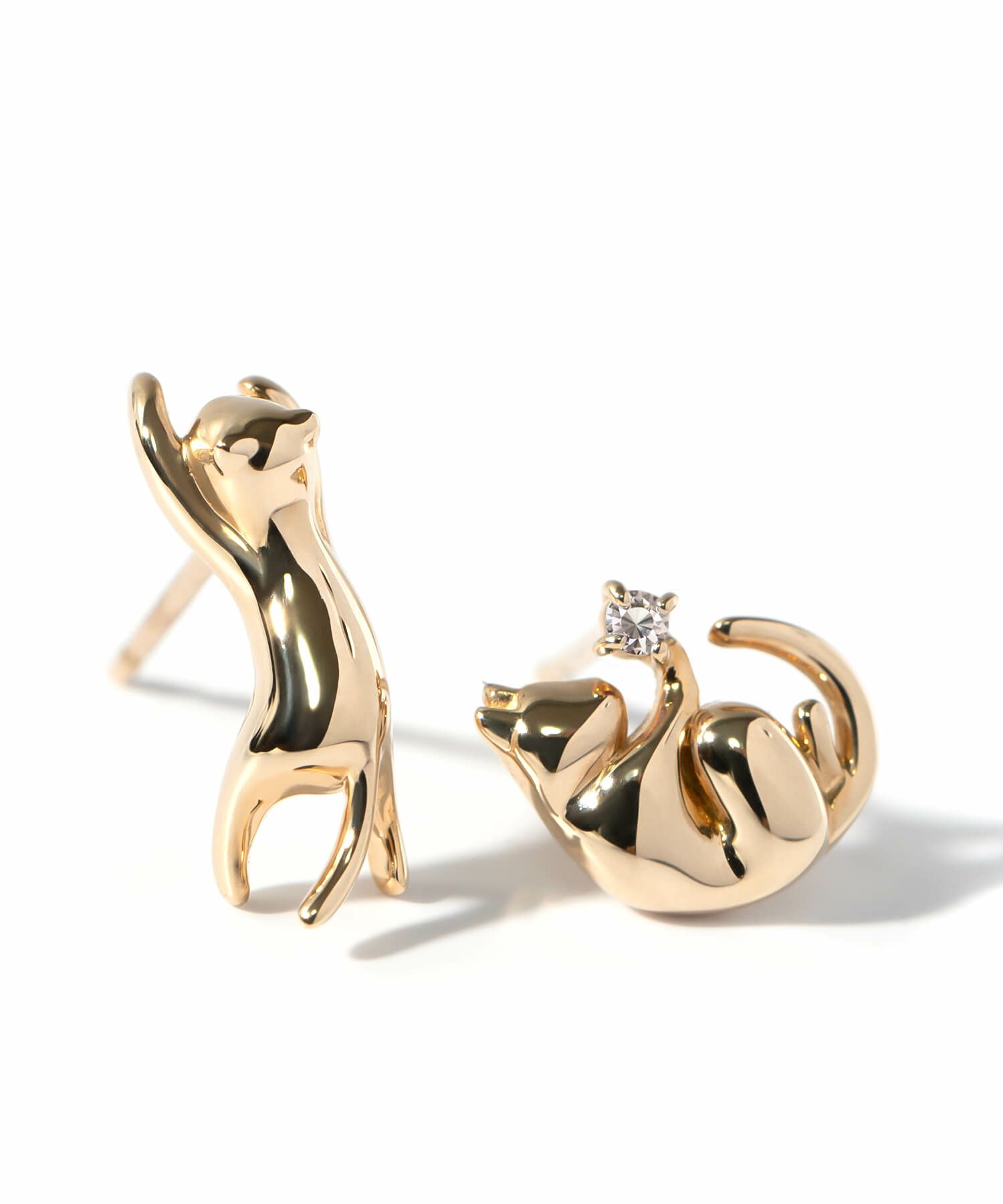 K10 ゴールド ネコ 猫 ダイヤ ピアス ZOI-CAT -ゾイシリーズ- | Ops