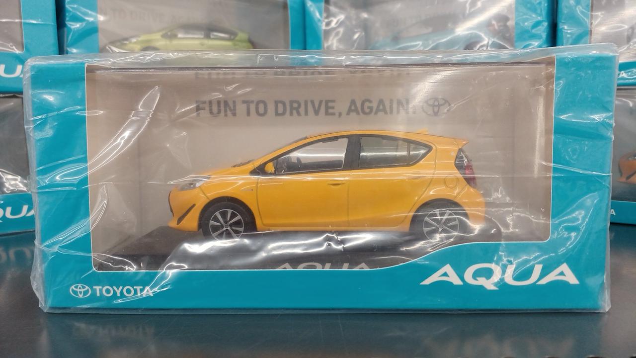 トヨタ(TOYOTA)|AQUA アクア ミニカー|【ハードオフ公式通販】オフ