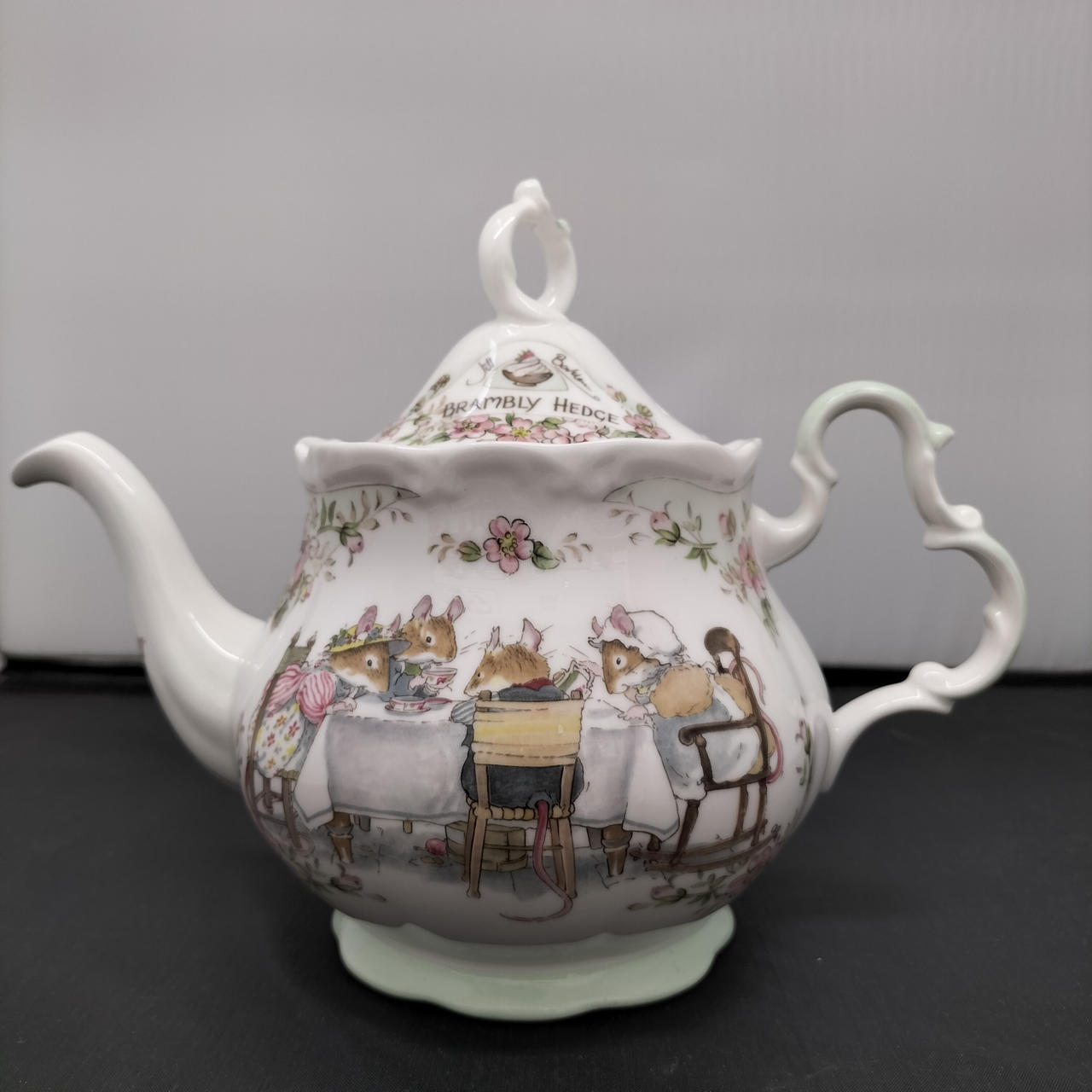 ロイヤル ドルトン|ブランベリーヘッジティーセット|HARDOFFオフモール