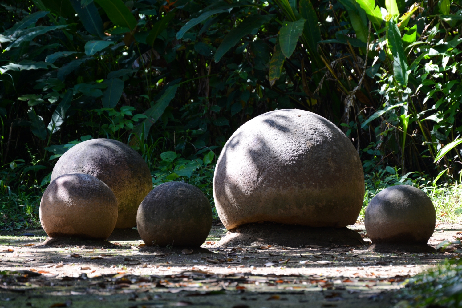 ディキスの石球のある先コロンブス期の首長制集落群 | 世界遺産ナビ