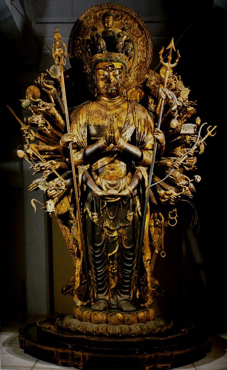 奈良・興福寺/千手観音立像(～1229年)】檜材、寄木造、玉眼。持ち物の