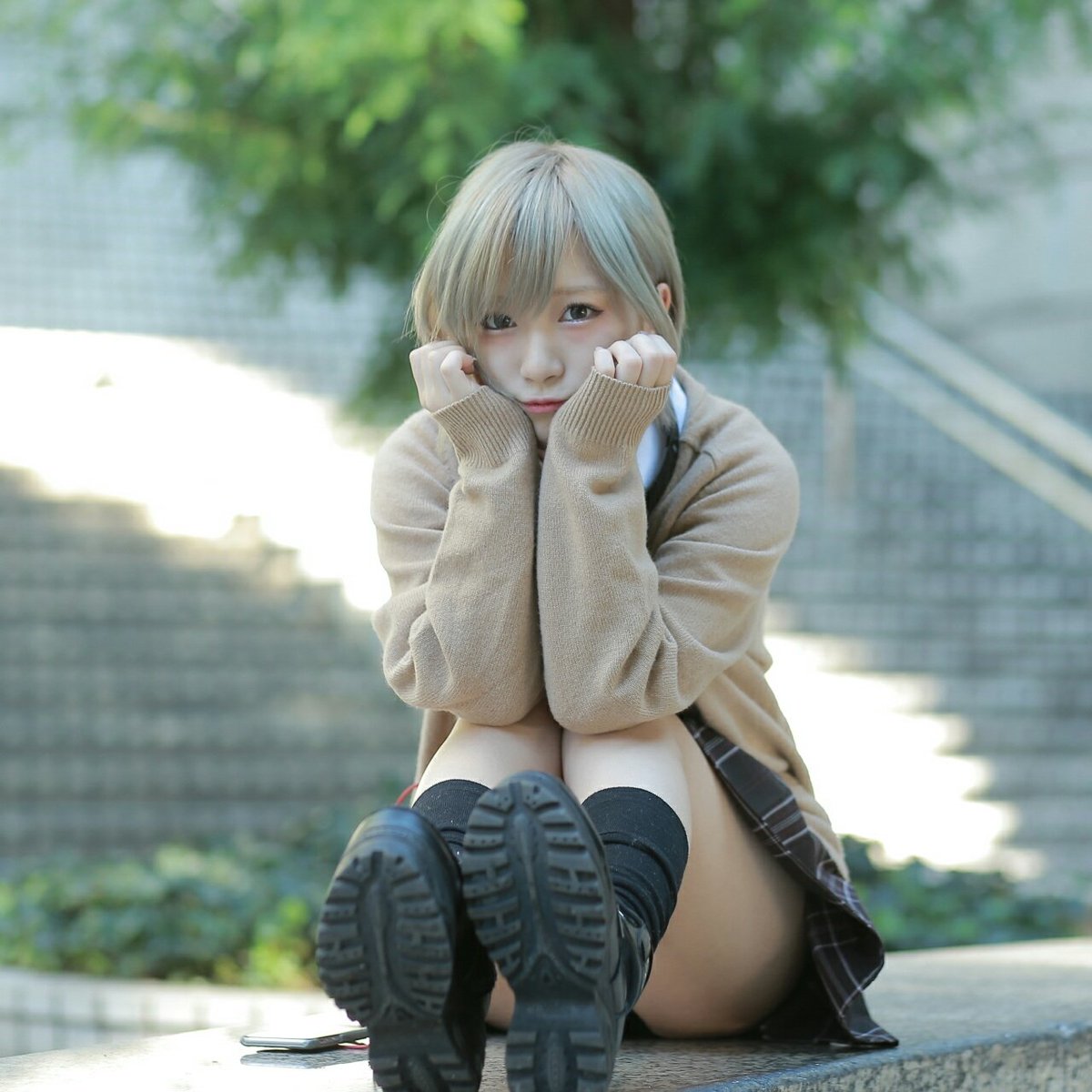 RT @tikotamu: なんとなく制服ポトレ Model:れおぺこ