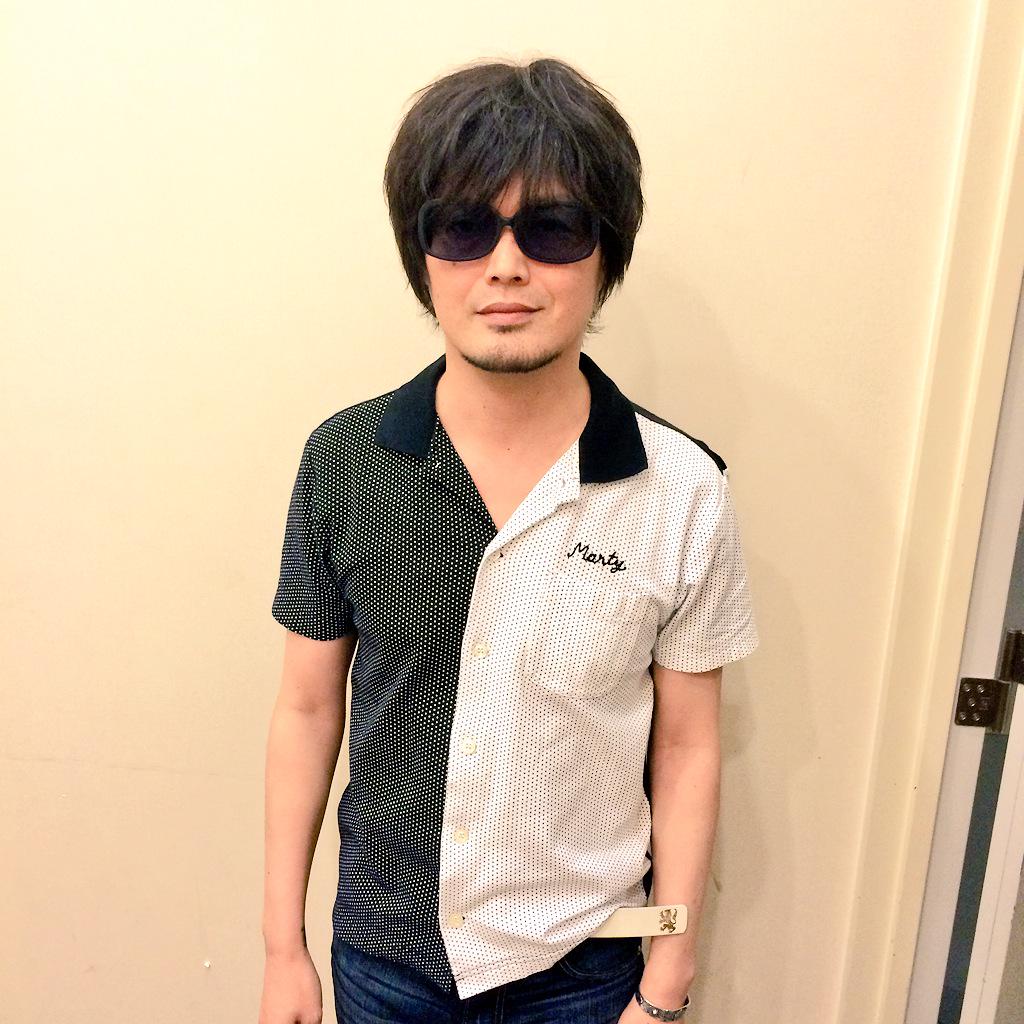 山中さわおオフィシャルサイト内【RED BAT】にて販売中の、山中さわお