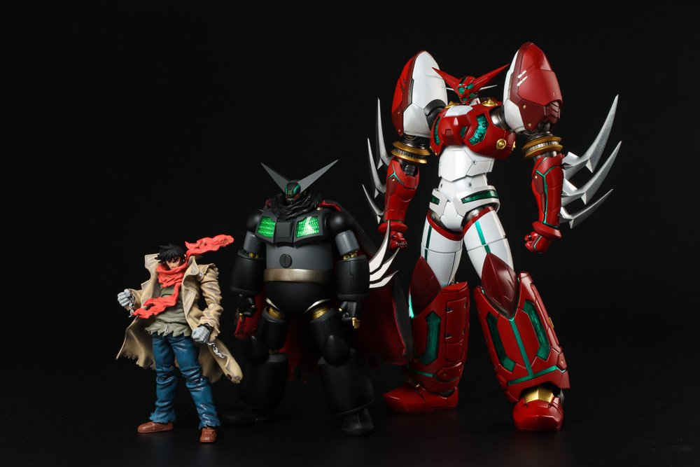 RIOBOT 真ゲッター」の全長は約200mm。 昨年発売した「RIOBOT