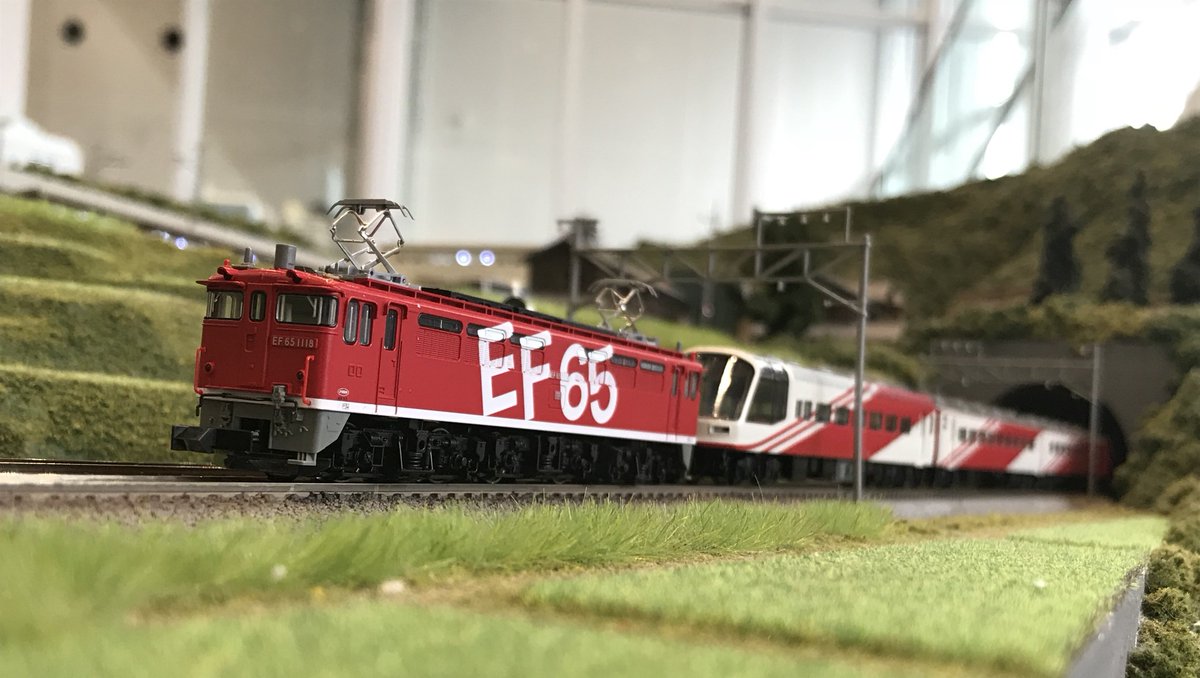 おススメ新製品情報】 新発売の「EF65 1118 レインボー塗装機」「14系